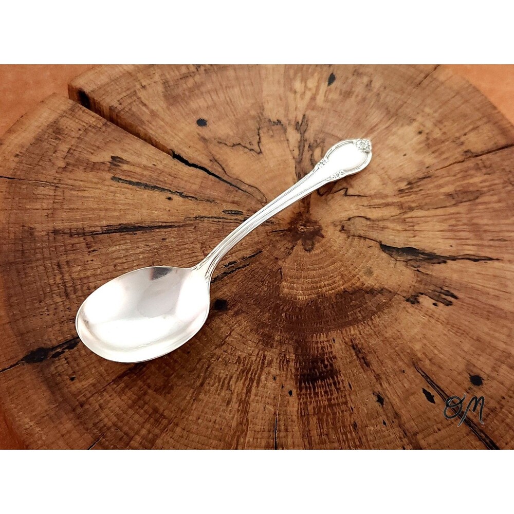 Rogers & Bro. Silver Plated Remembrance  VTG 5.75" Sugar Spoon - 1948